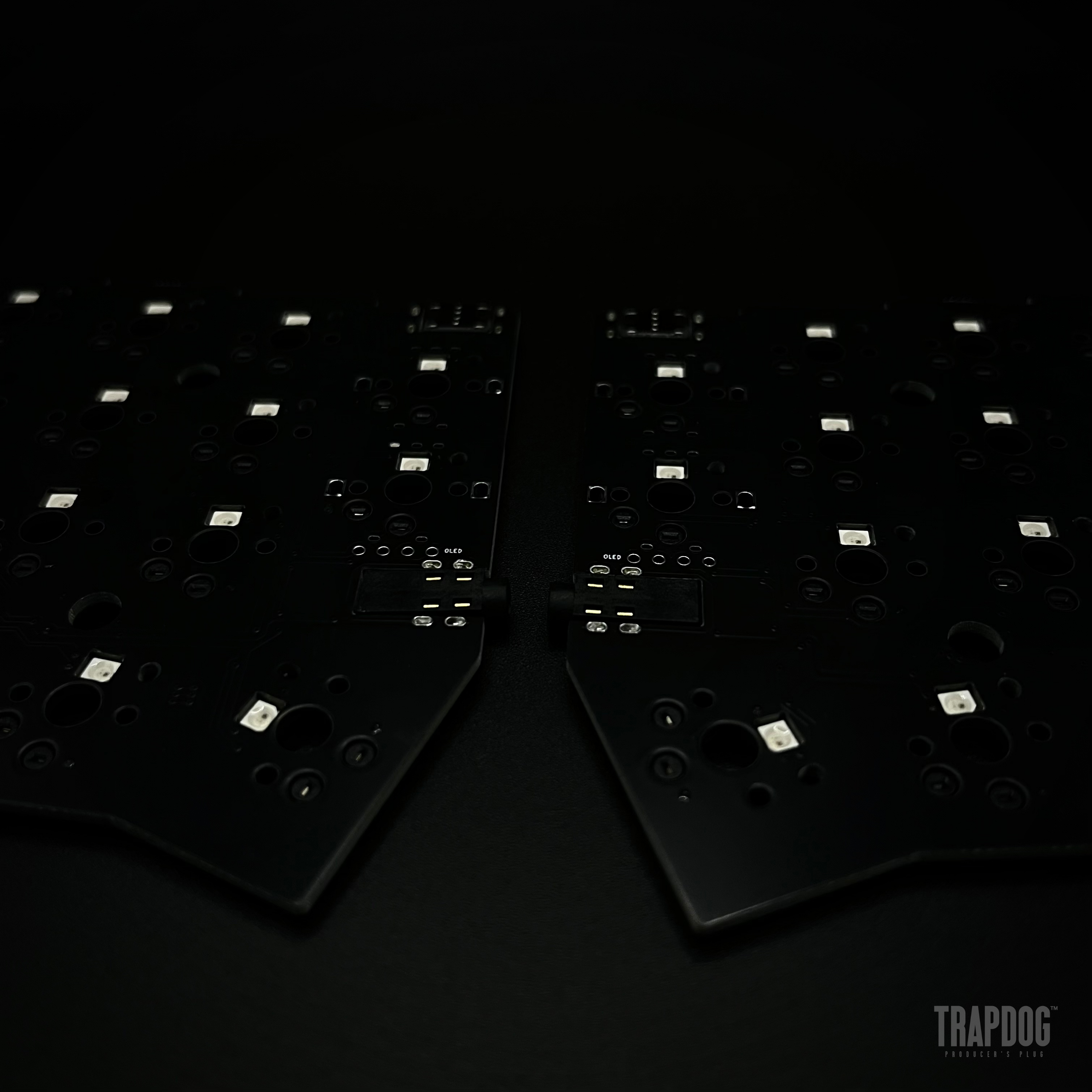 Corne Choc V4.1 PCB ONLY – Pre-Soldered & Pre-Flashed for Kailh Choc V1 & V2 Switches