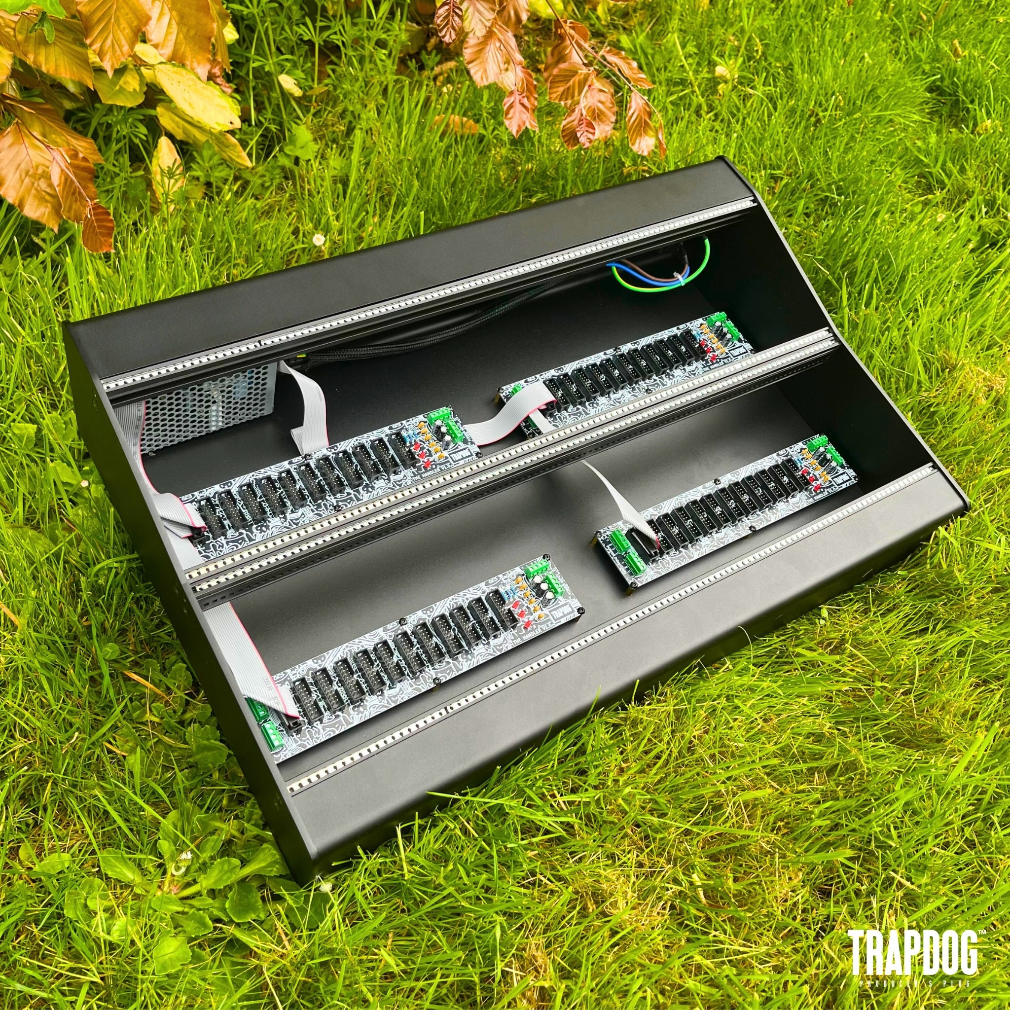 MAMBA208 Modular Synth Case – 104HP 6U Powered Eurorack Skiff