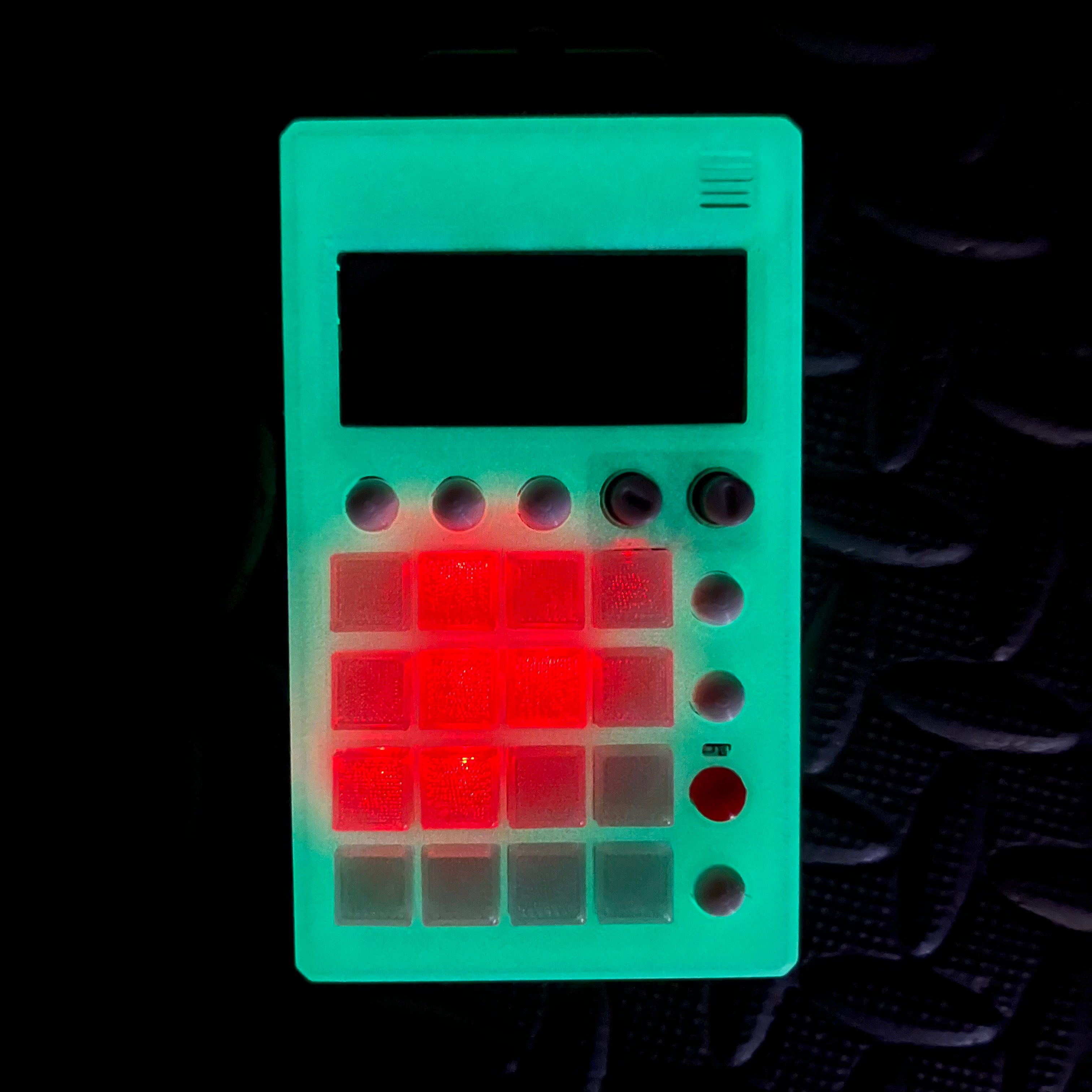 Glow-In-The-Dark Pocket Operator Case (Biggest Pads In The Game 1cmx1cm)