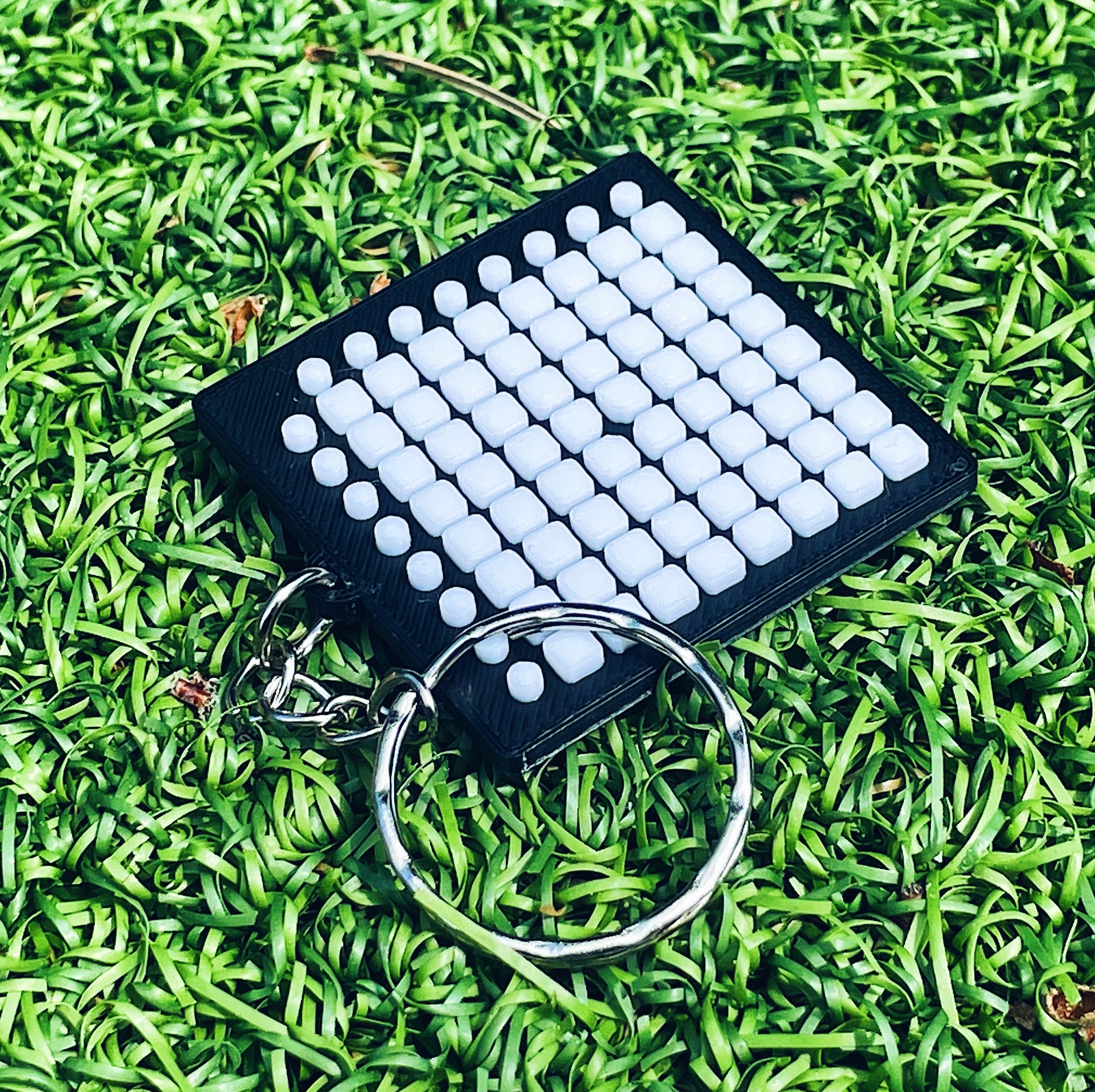 TRAPDOG® Novation Launchpad Mini Stand| 16.6 Degree Tilt | 16 Colours | Sampler Stand | Studio Accessories | Lifetime Guarantee | Custom